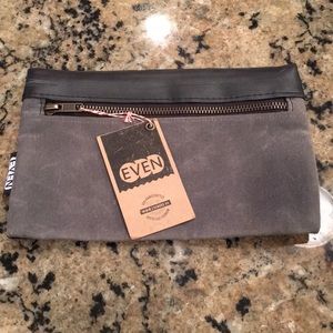 5/$25 EVEN Utility Pouch No. 163 💙 make offer